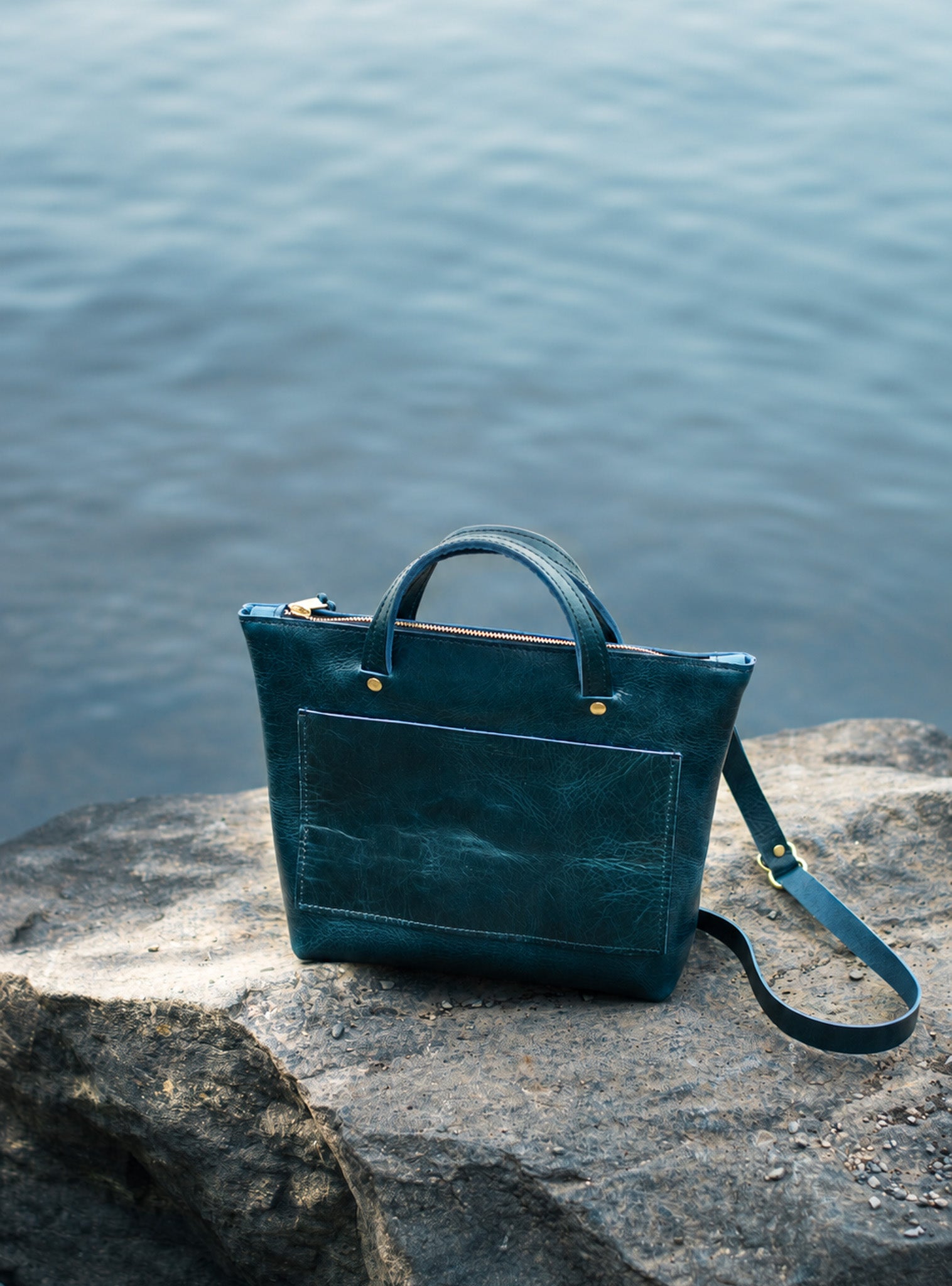 Quinn Crossbody Handbag