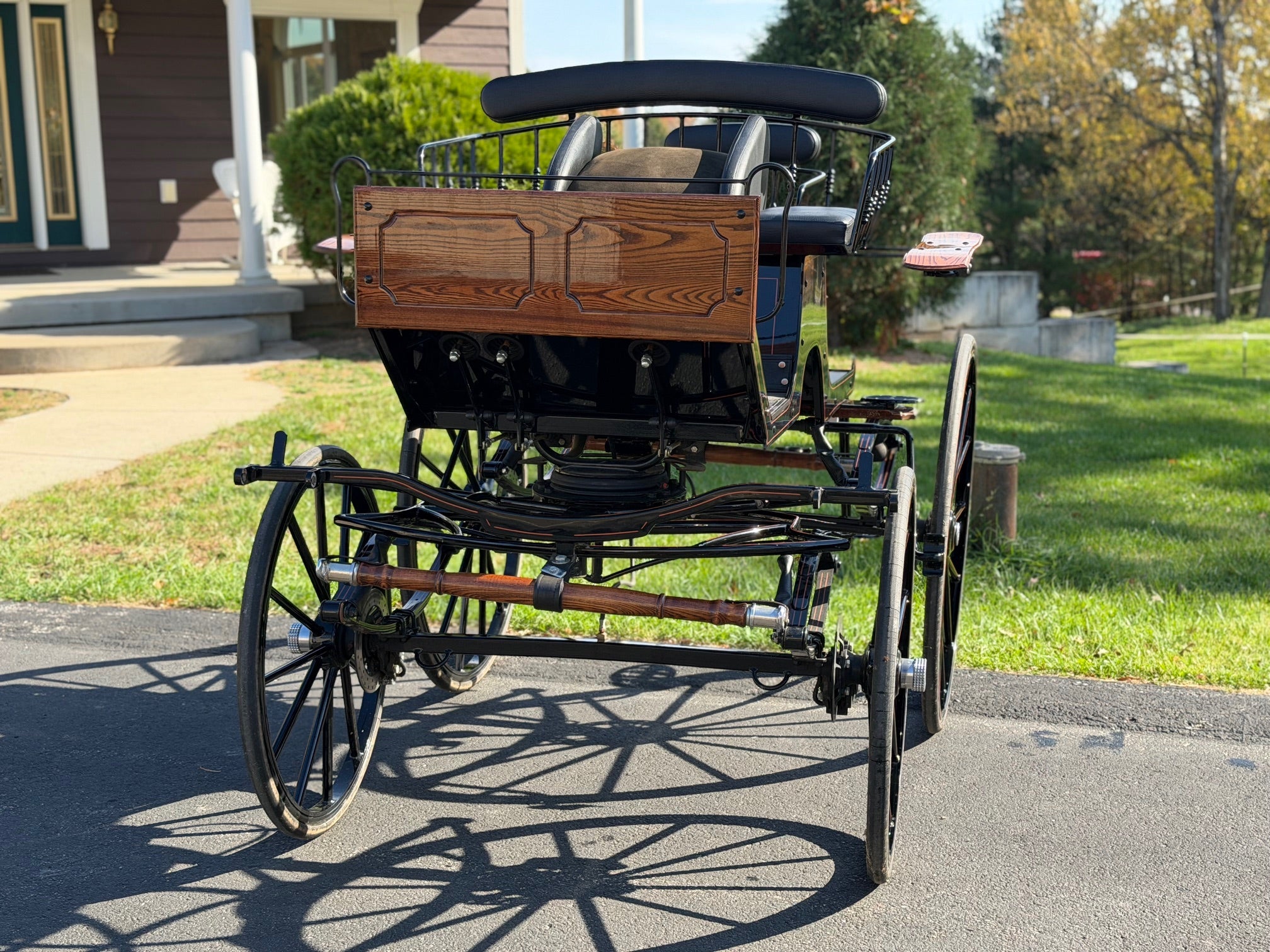 Used Poj-Kon Presentation Carriage