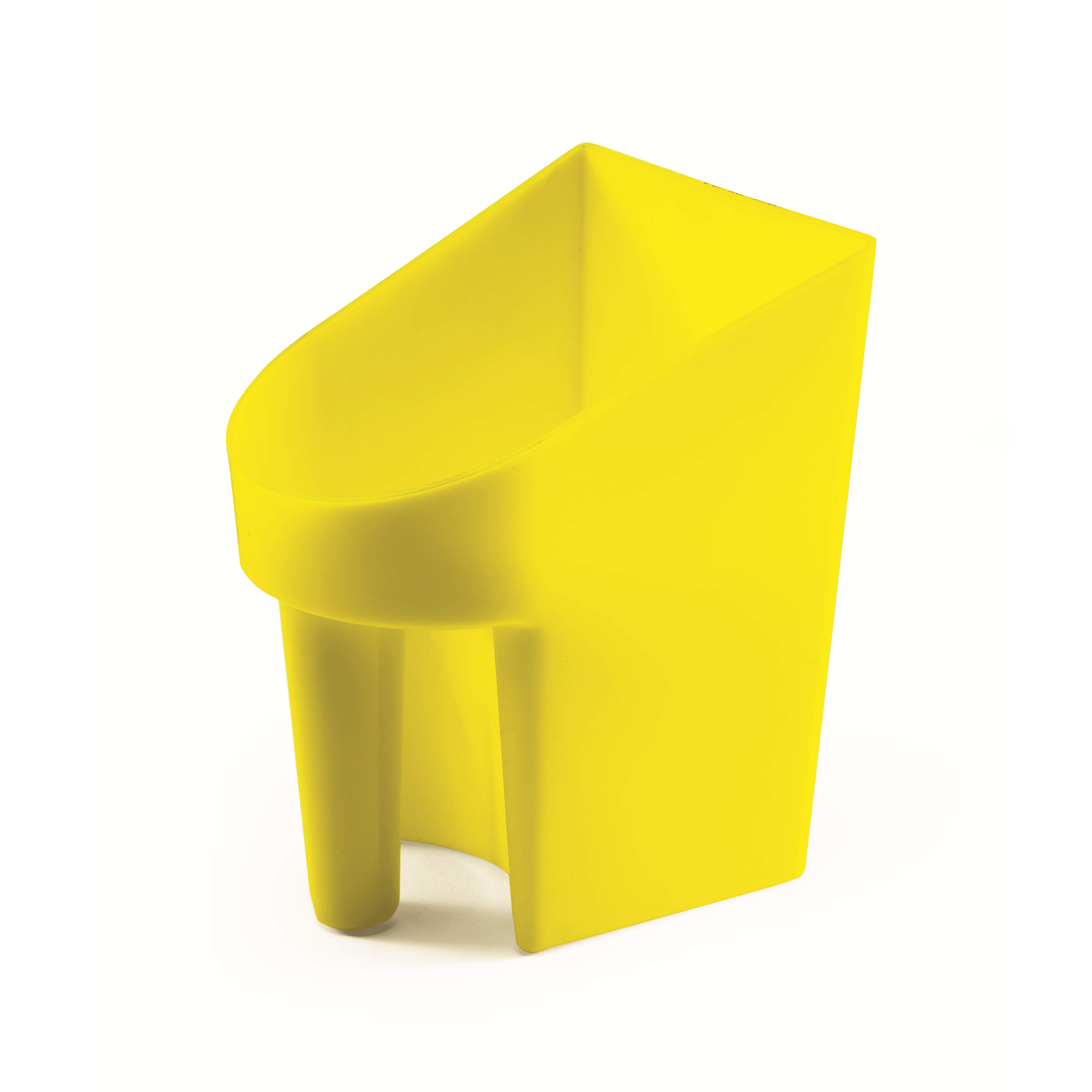Two-quart feed scoop
