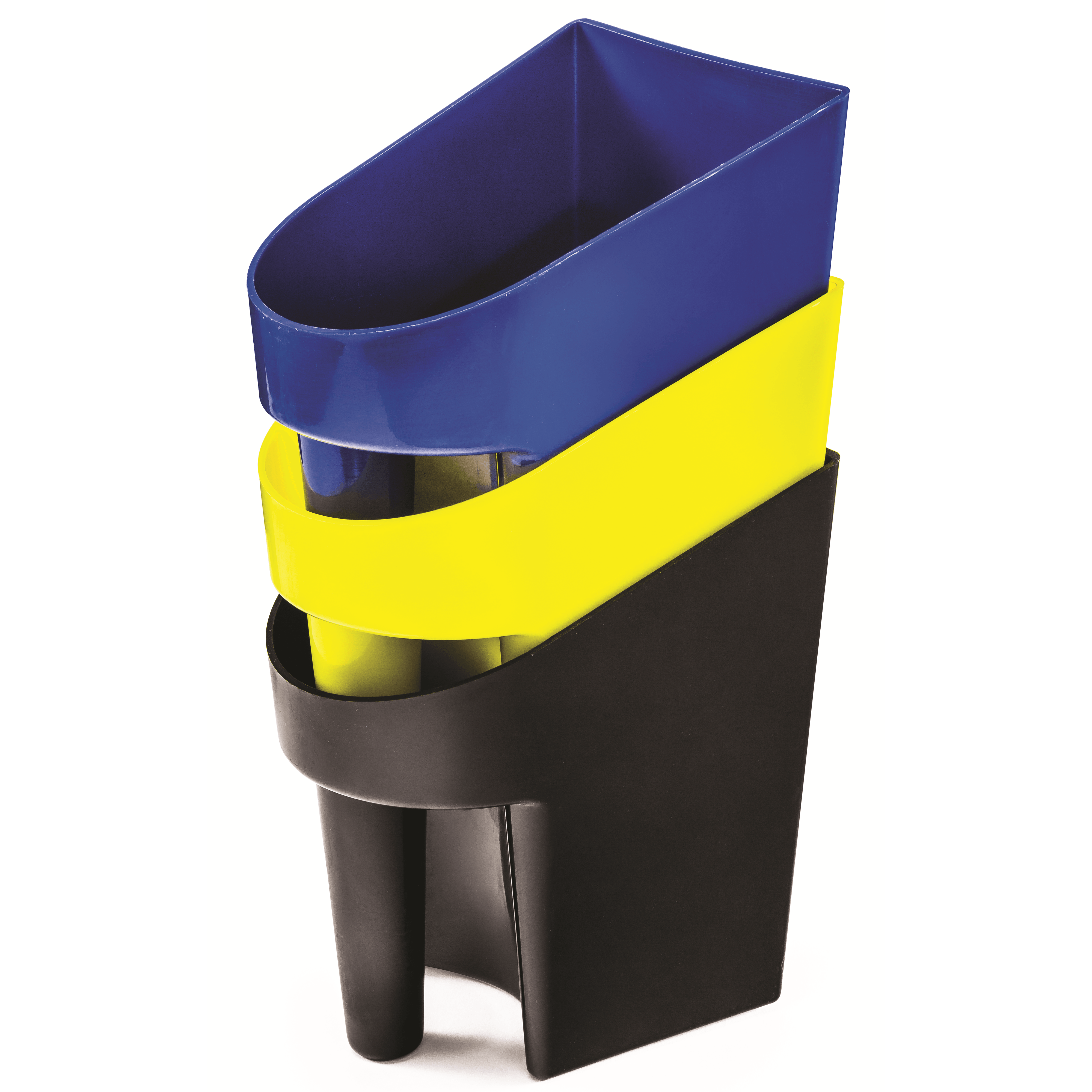 Two-quart feed scoop