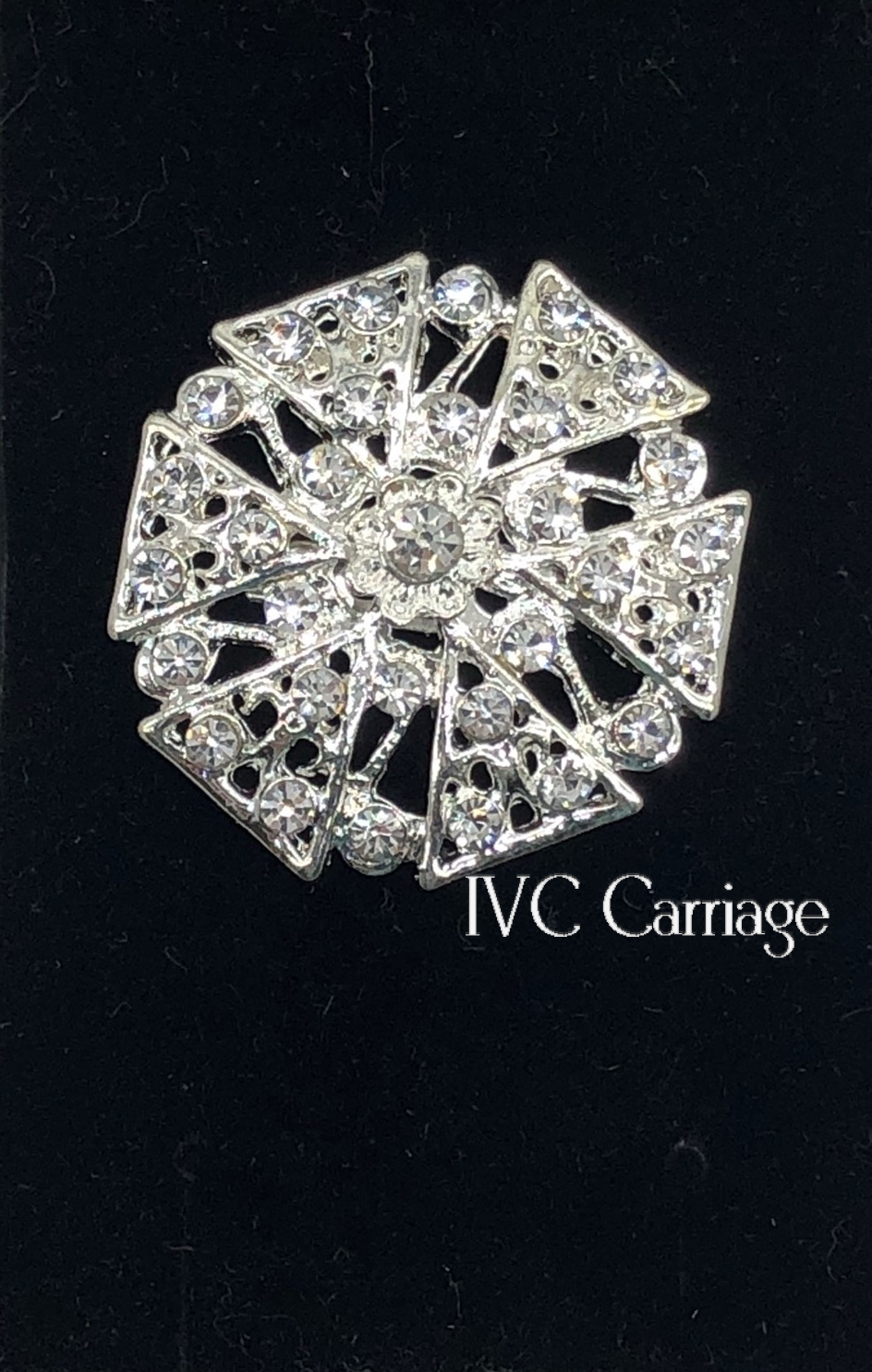 Piece of the Pie pin | IVC Carriage